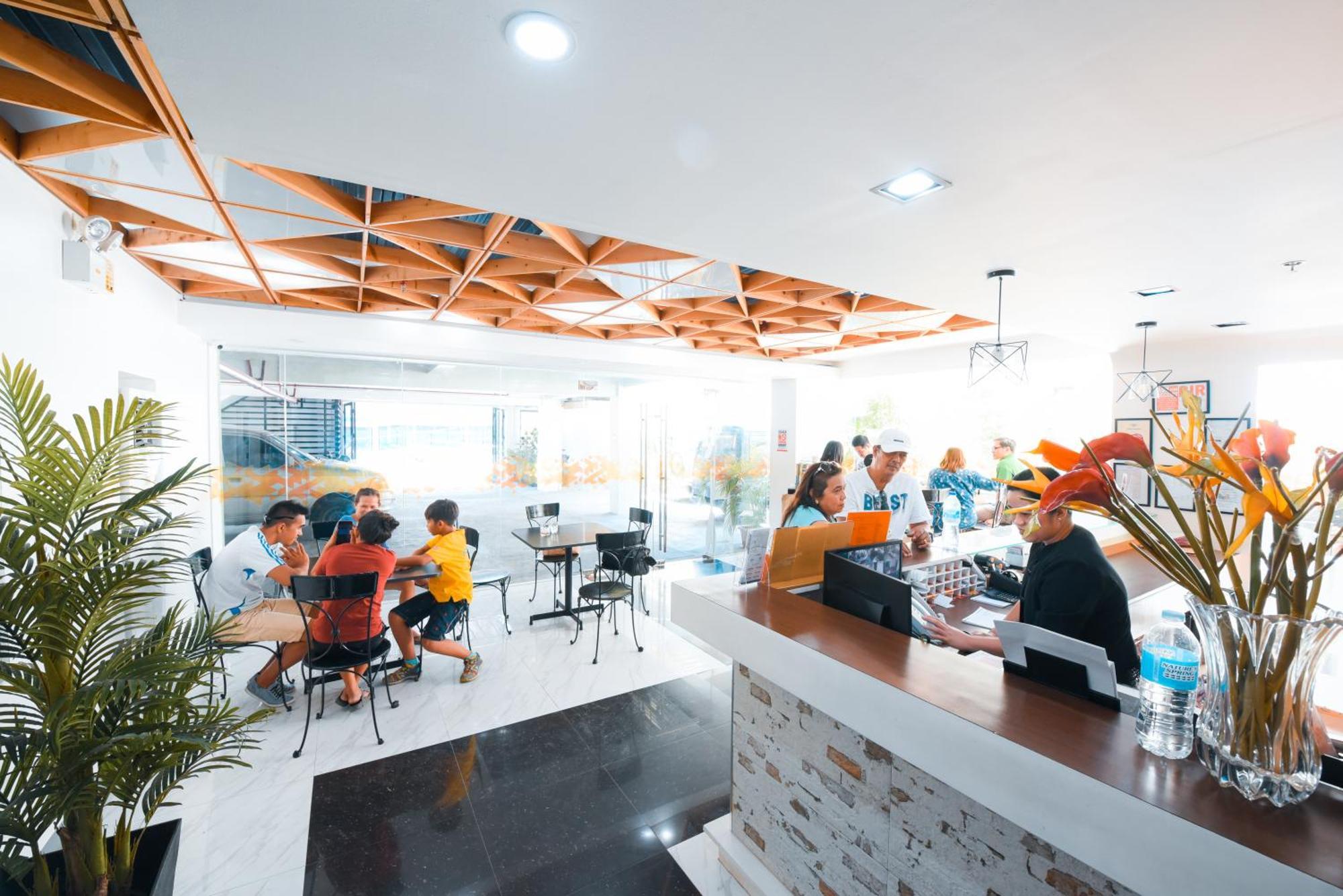 Travelbee Fuente Inn Cebu Exterior photo