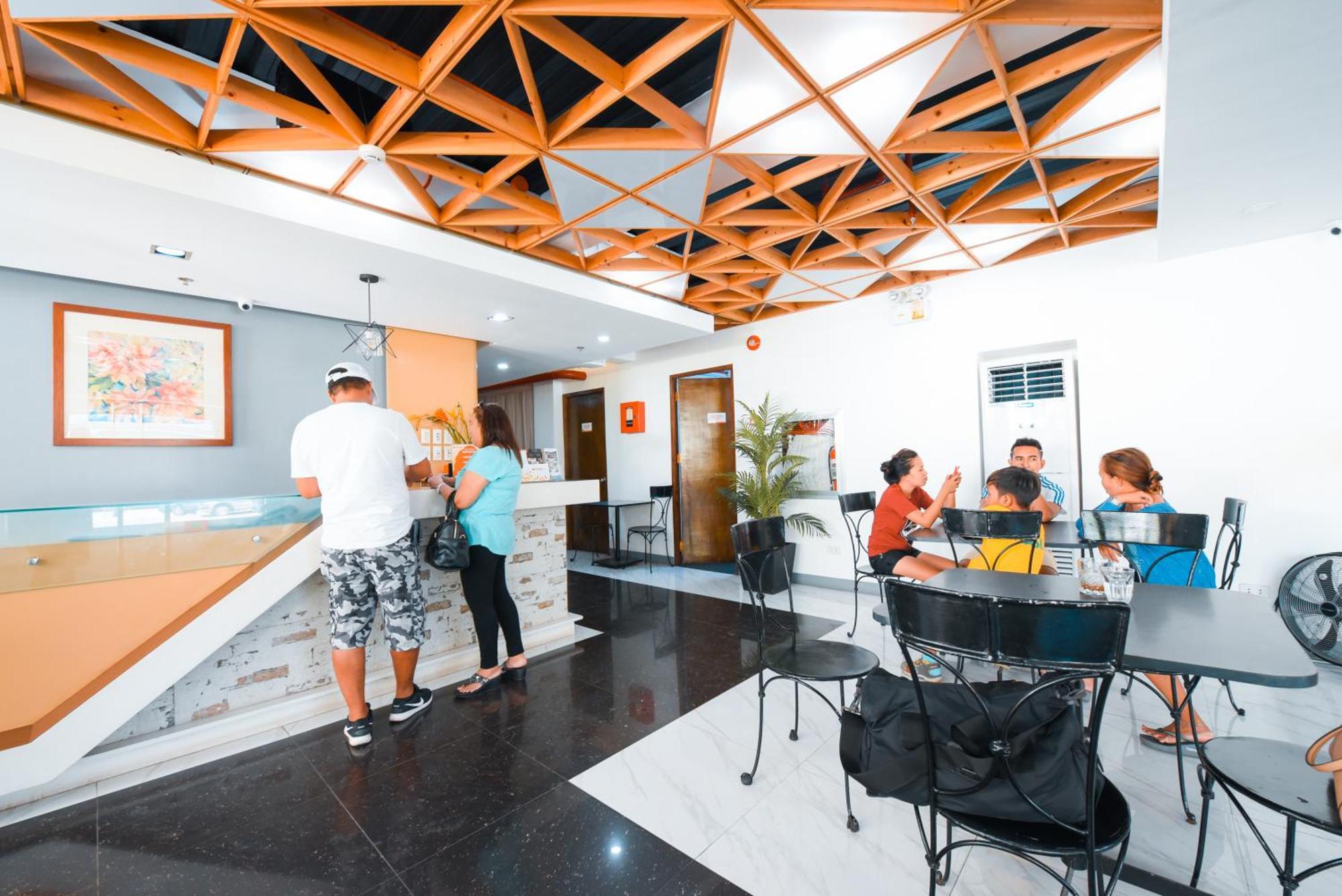 Travelbee Fuente Inn Cebu Exterior photo